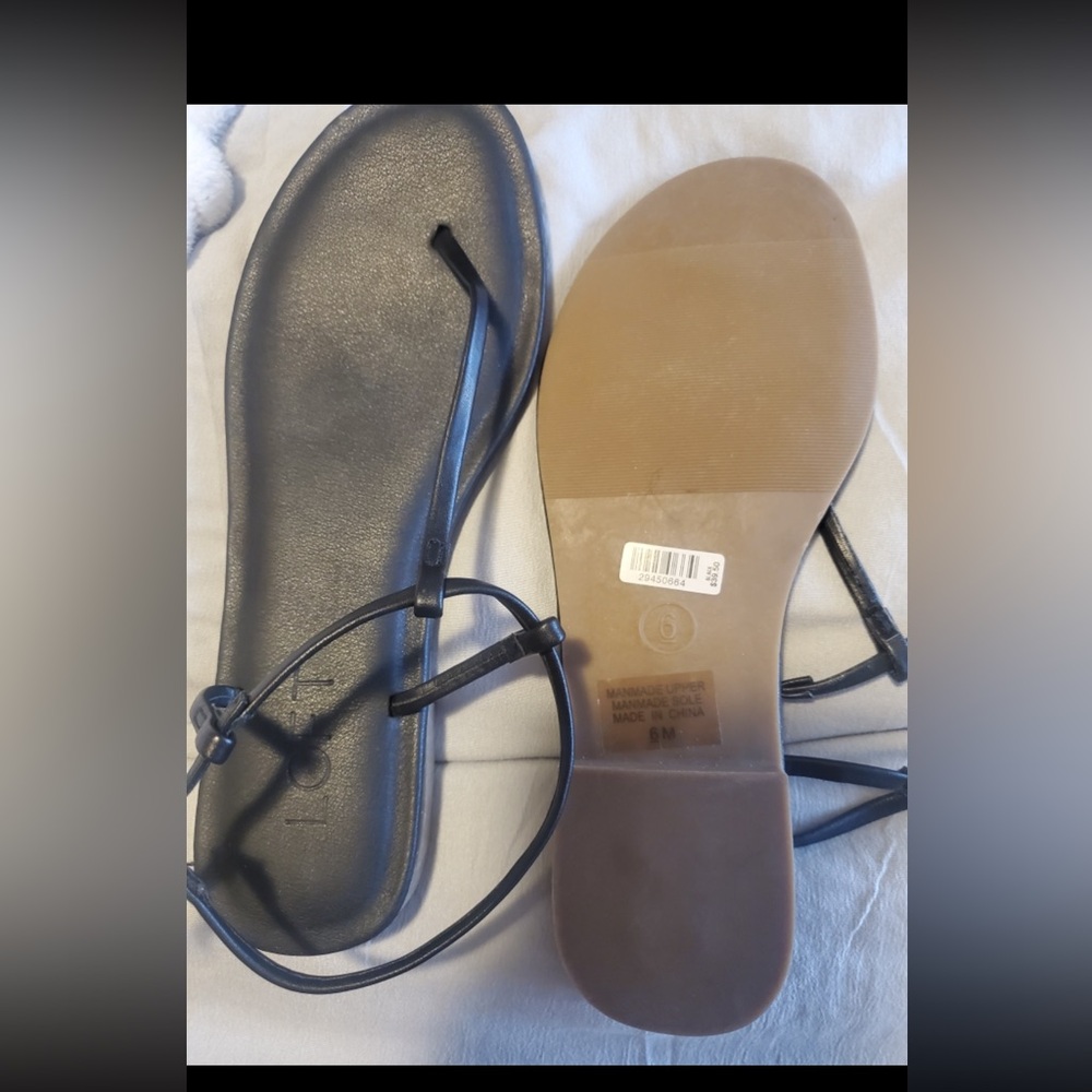 Very cute loft sandals, never worn.
